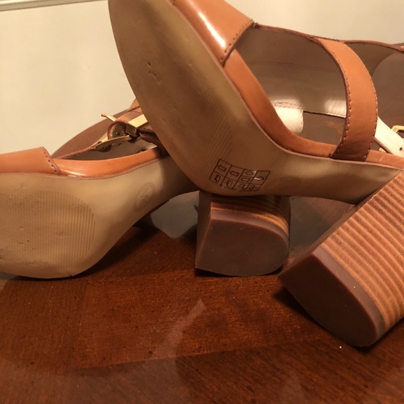 Michael Kors female size 10 shoes - pre-worn 3 hrs - Picture 7 of 8